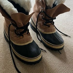 Sorel boots W-size 7.